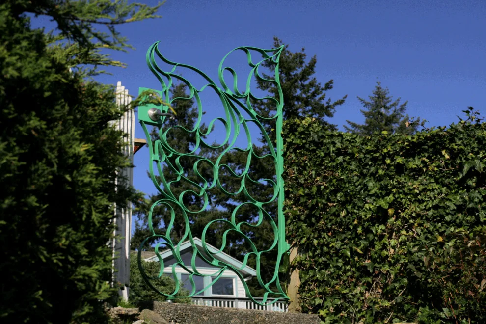 Foliage Entrance Gate by Carbon & Sand - Photo 8