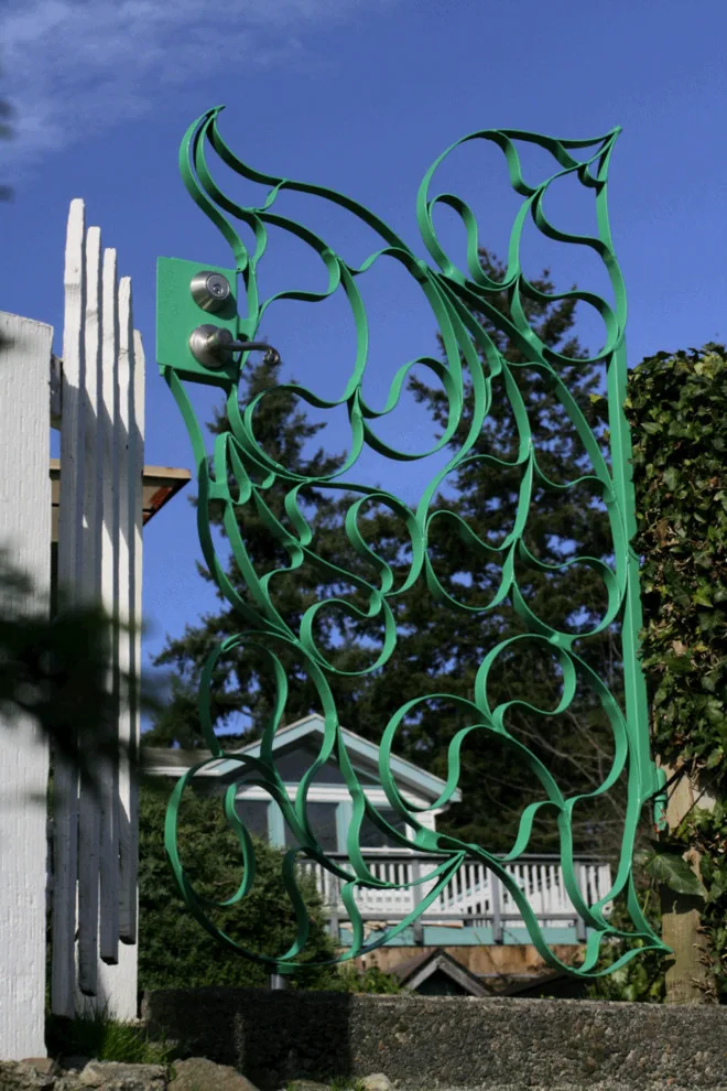 Foliage Entrance Gate by Carbon & Sand - Photo 6