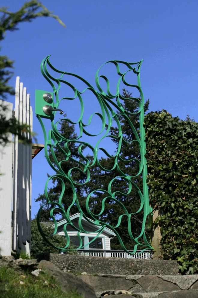 Foliage Entrance Gate by Carbon & Sand - Photo 7