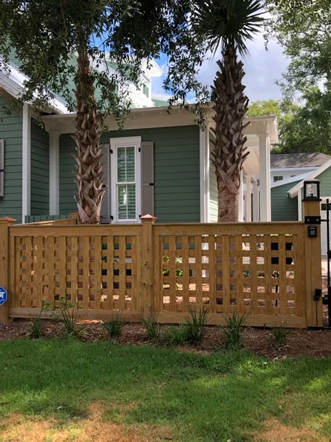 Quality Fence And Custom Outdoors - Photo 14