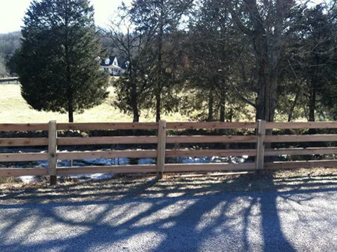 Royal Fence - Photo 12