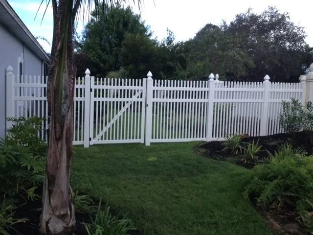 Liberty Fencing Inc. - Photo 9