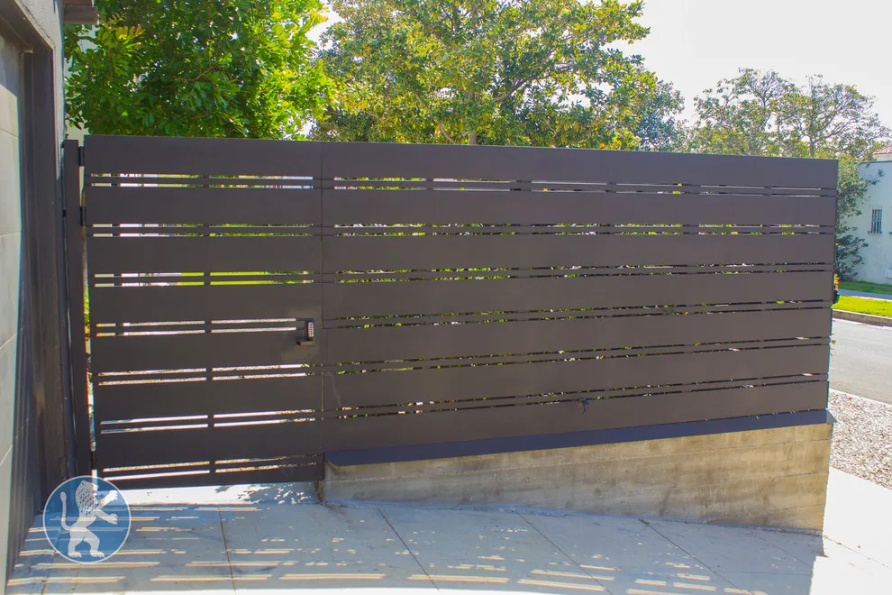 Perfect Garage Doors And Gates Inc. - Photo 3