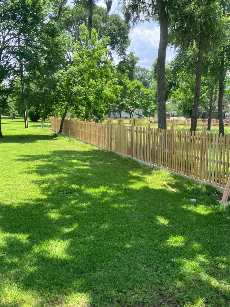 Republic Fence Company - Photo 9
