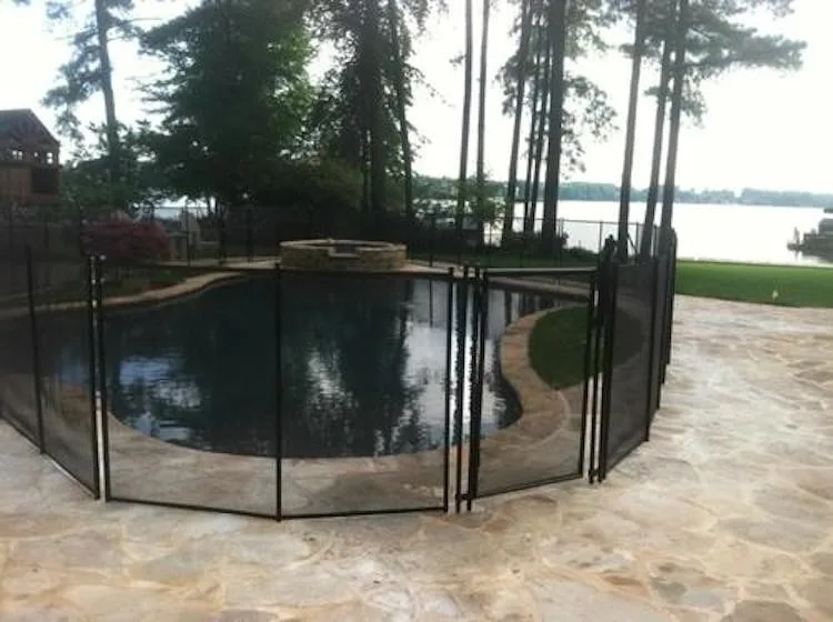 Carolina Wood Fence - Photo 3