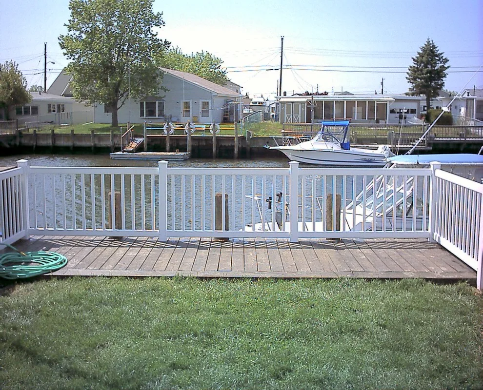 Homestead Fence Co. - Photo 3