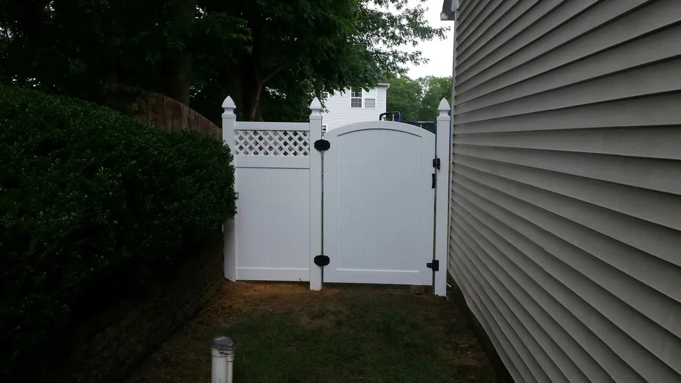 Homestead Fence Co. - Photo 5