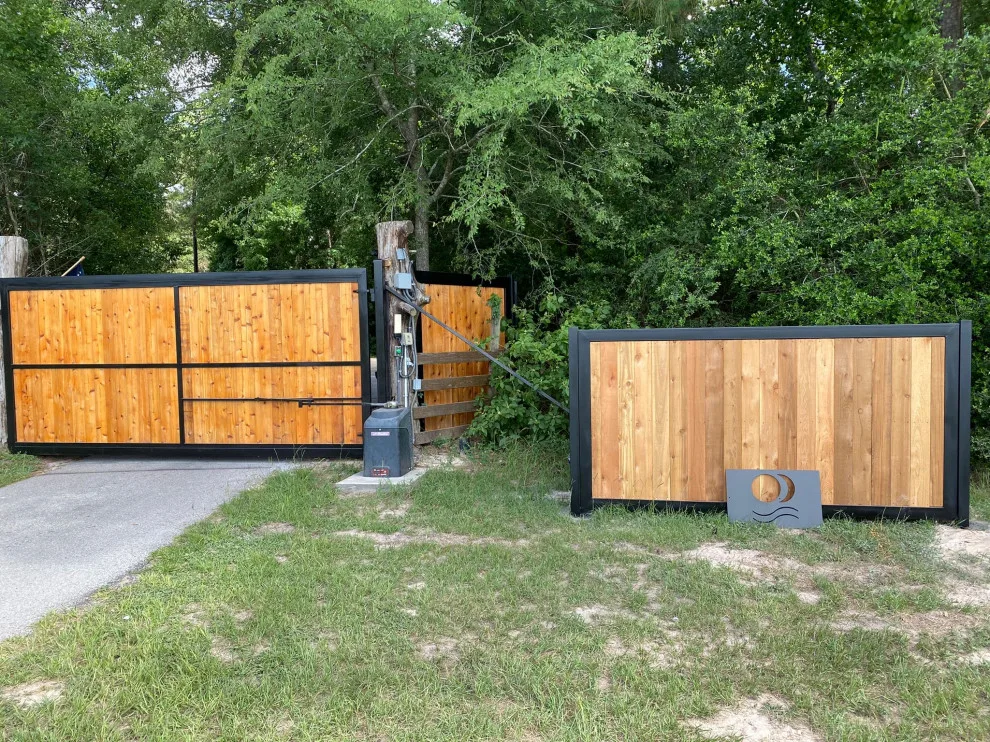 Ranch Barrier and Estate Entrance by My Garage And Gates - Photo 5