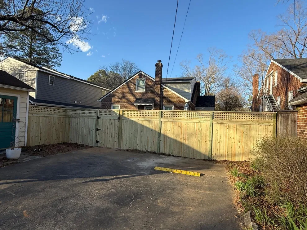 Sam's Fence And Deck Services - Photo 2