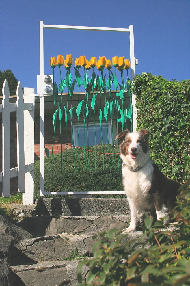 Blossom Entrance Gate by Carbon & Sand - Photo 7