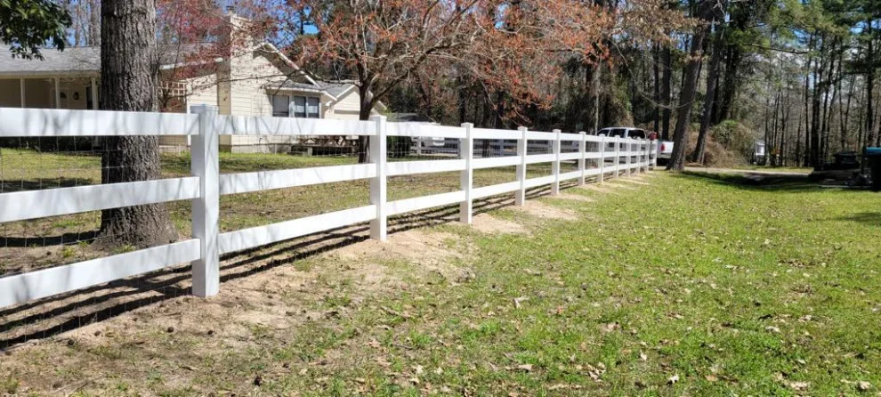 Vinyl Barrier and Entryway by My Garage And Gates - Photo 4