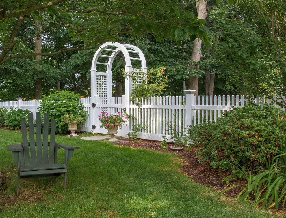 Vinyl Enclosures by Boise Fence - Photo 3
