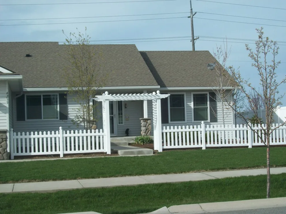 Vinyl Enclosures by Master's Fence Company - Photo 4