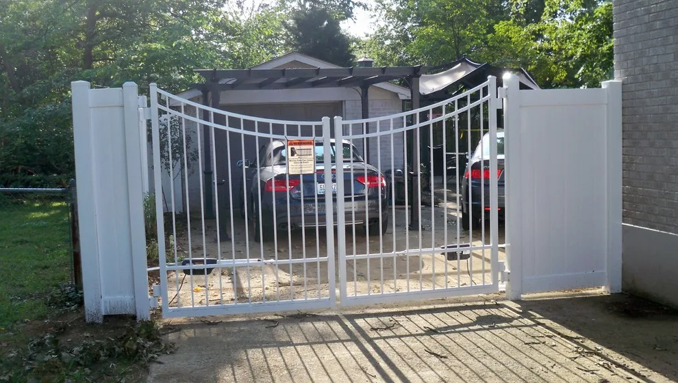 Vinyl Barrier by Raatz Fence Company - Photo 2