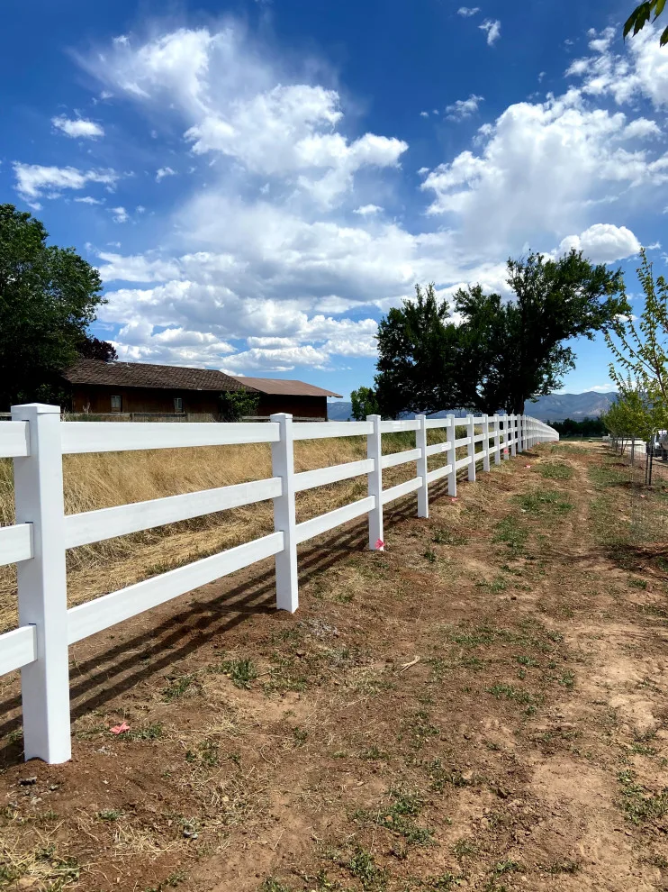 Vinyl Fence Initiatives by Sierra Alta Fence, LLC - Photo 6