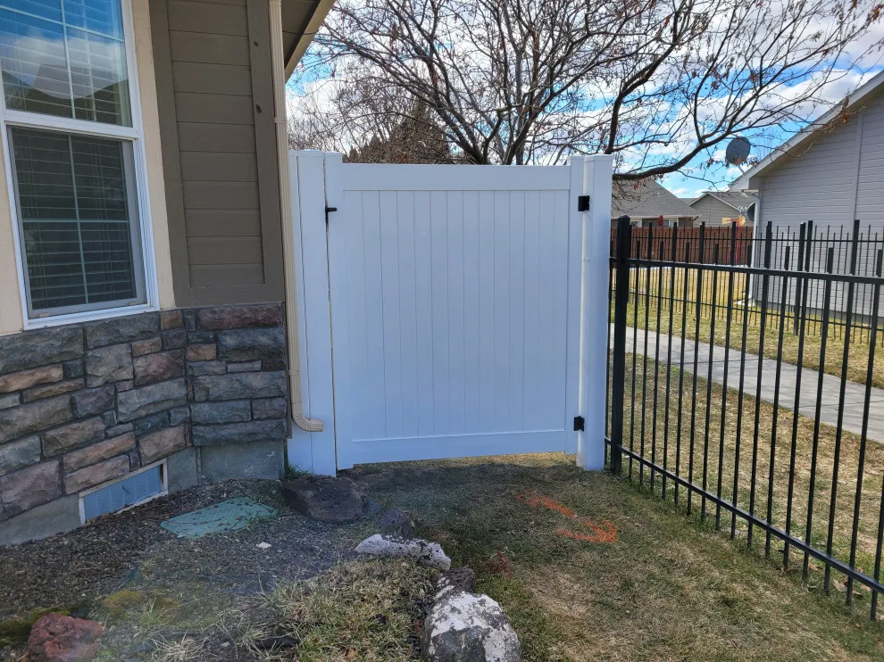 Vinyl Fence Initiatives by Sonrise Fence - Photo 5