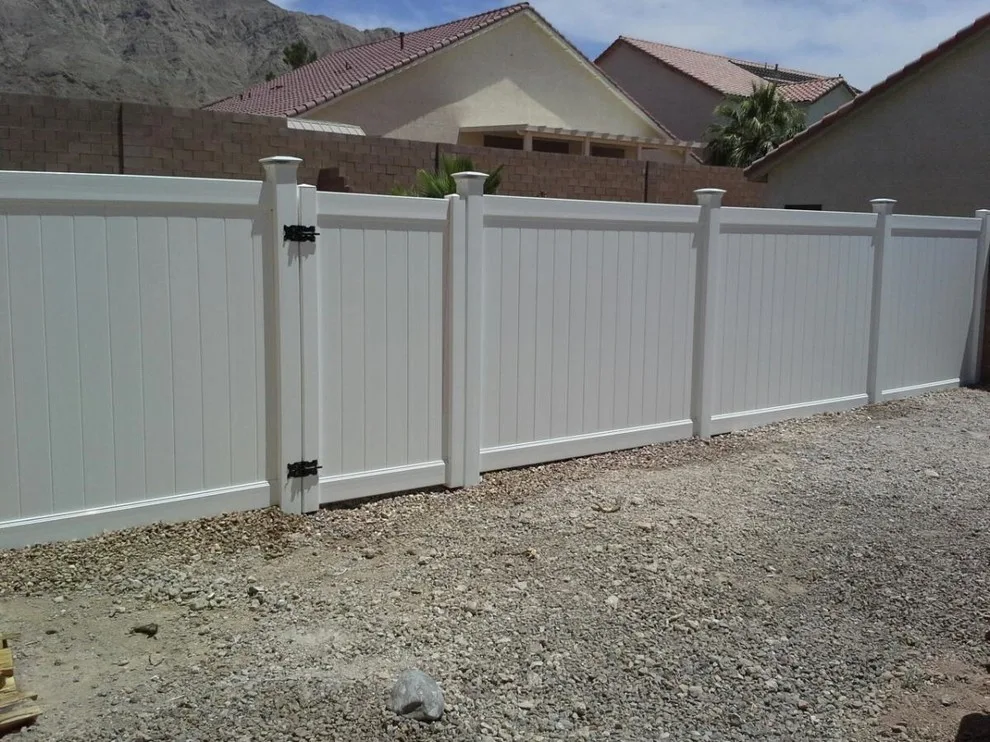 Divine About The Fence - Photo 3