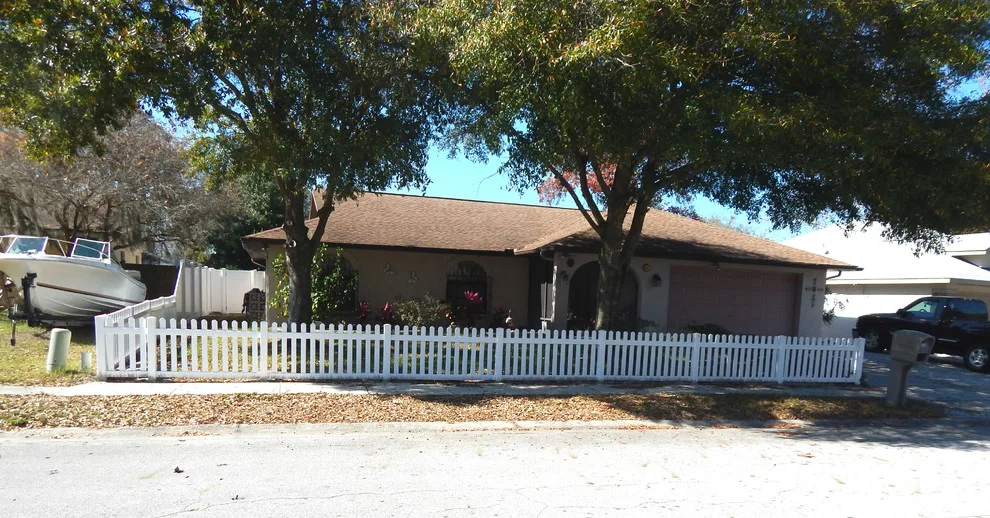 Secluded White Picket Fence by Hunter's Woods Outdoors - Photo 6