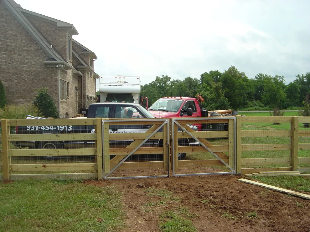 Timber Fencing by Mid Tenn Fencing - Photo 14