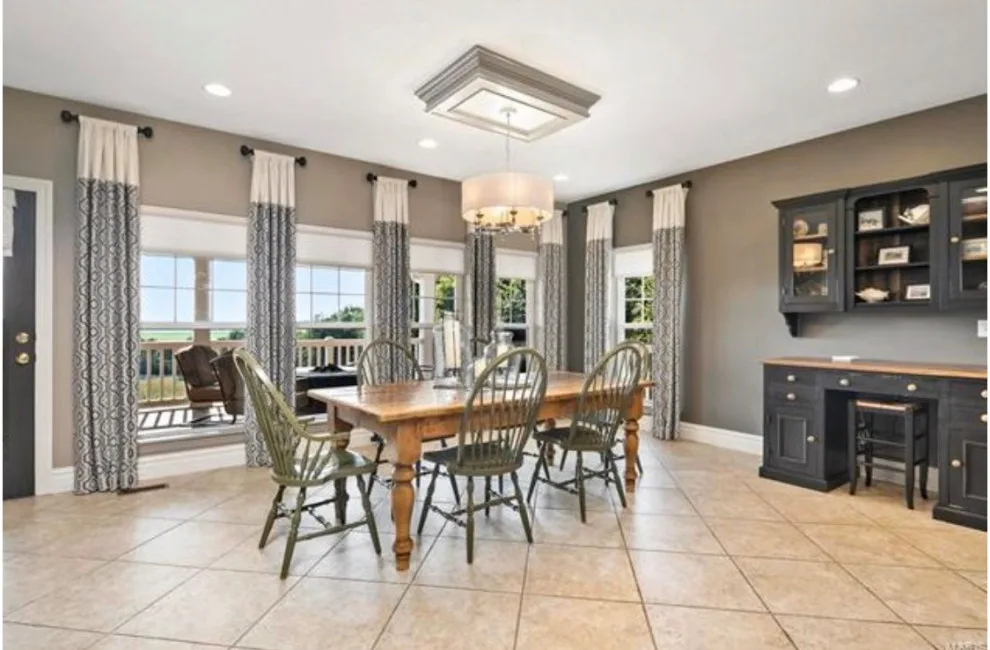 Contemporary City Home by Prime Designs By Nancy - Photo 10
