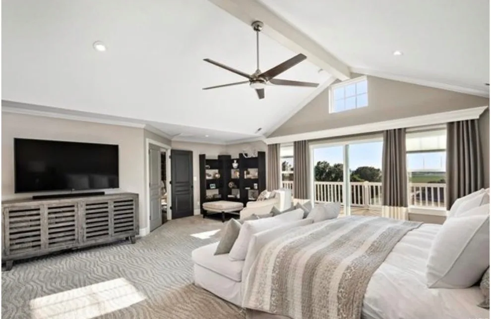 Contemporary City Home by Prime Designs By Nancy - Photo 5
