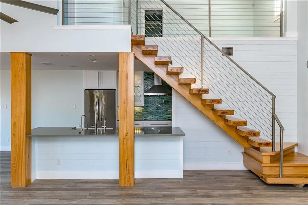 Isle Home by Aleman Residential Design - Photo 5