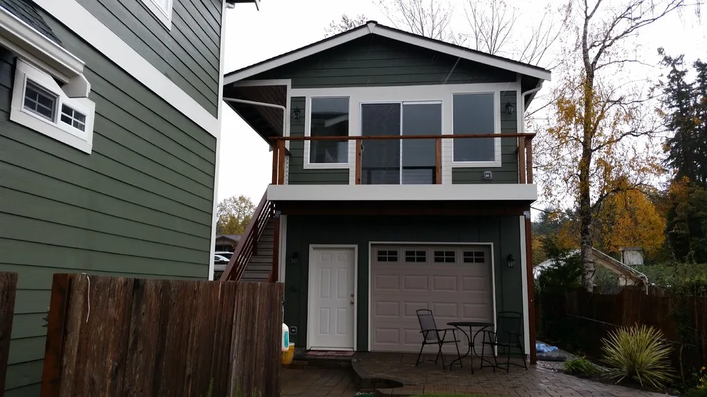 Bay View Carriage House and Studio - Tailored Accessory Structure by Pacific Home Source LLC - Photo 6