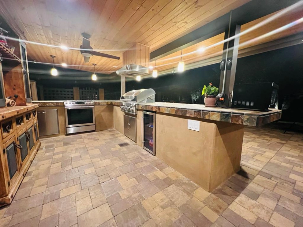 ESCONDIDO POOL AND OUTDOOR KITCHEN PROYECT 2 by BNC Builders INC. - Photo 11