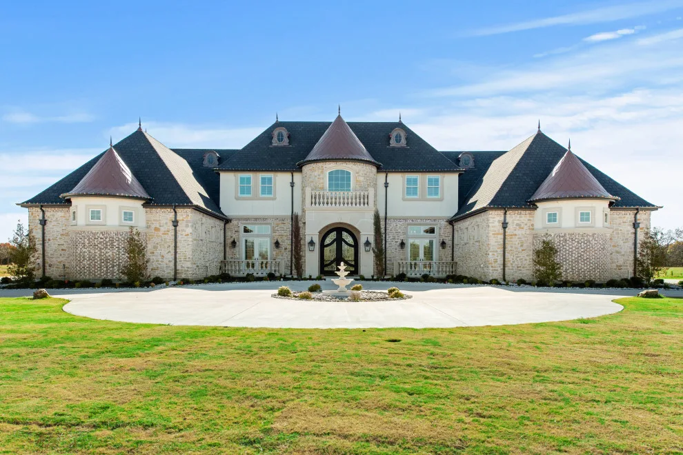 Fairview French Residence by Bohannon Design Team - Photo 10