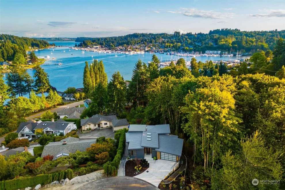 Goodman Avenue by Pacific Home Source LLC - Photo 36