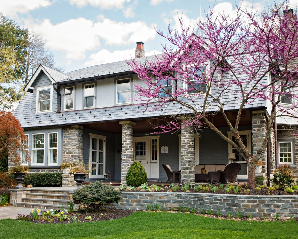 Moorestown Entryway by Beechwood Landscape Architecture And Construction - Photo 2