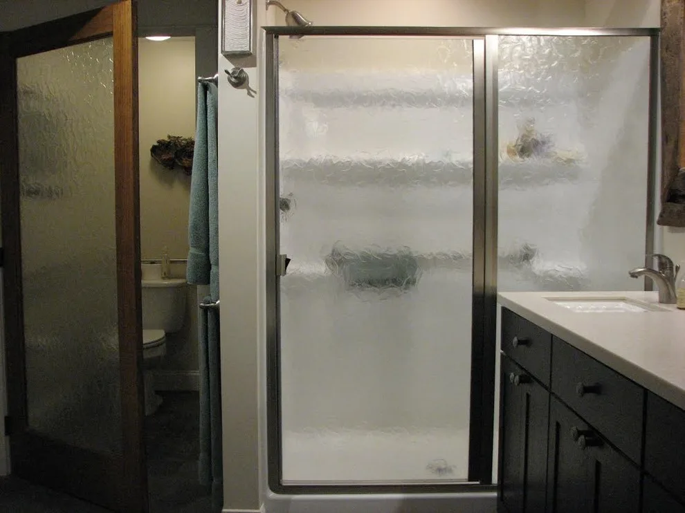 Autumn Leaves Design on Basco Shower Door by Annette McCleery Building Design - Photo 6