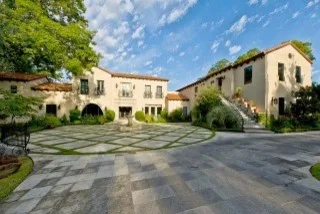 University Park Private Home, Dallas, TX by David Soskolne Projects, Inc - Photo 2