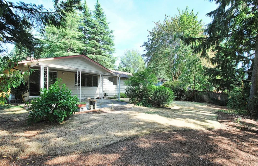 Backyard Specialist & Sheltered Patio by J.T. Design - Photo 4