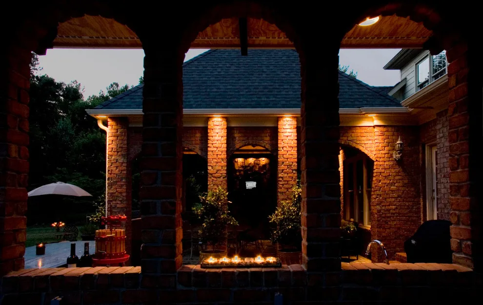 Classic Italian-Style Outdoor Kitchen by Steven Johnson Architect PLLC - Photo 11
