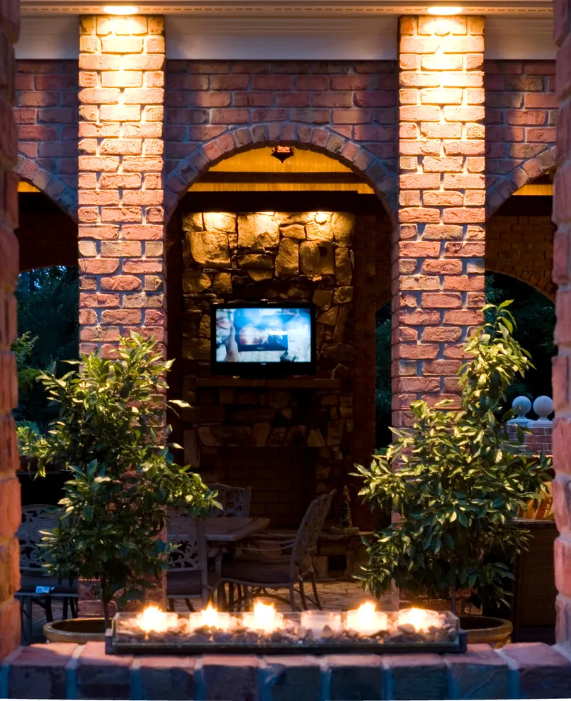 Classic Italian-Style Outdoor Kitchen by Steven Johnson Architect PLLC - Photo 6