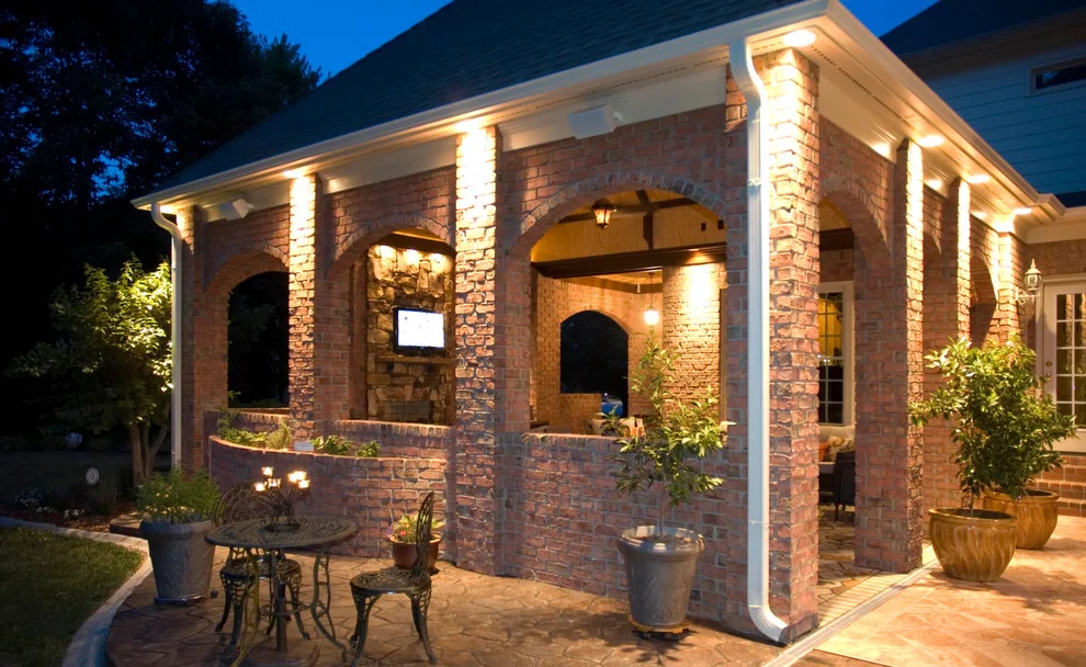 Classic Italian-Style Outdoor Kitchen by Steven Johnson Architect PLLC - Photo 4
