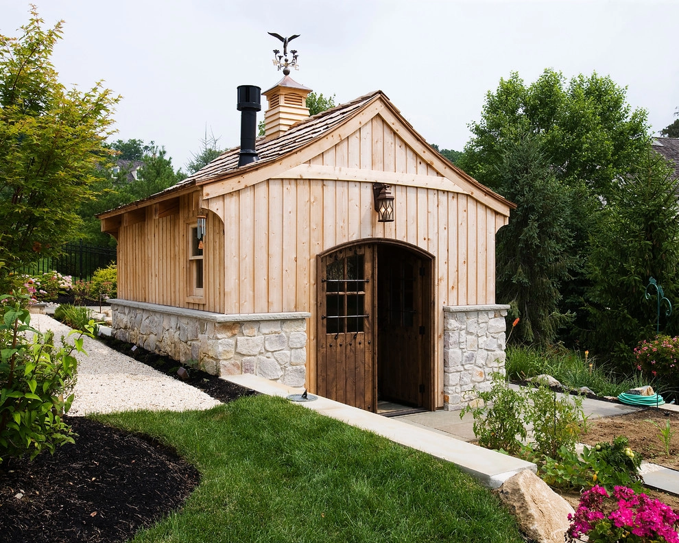 Custom Traditional Landscape by Beechwood Landscape Architecture And Construction - Photo 5