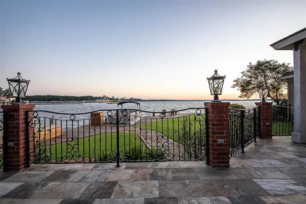 Sarasota Circle Renovation by Whiteley & Whiteley - Photo 19