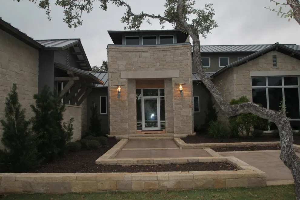 Huntington - Transitional Style Residence by A-Design By Gustavo Arredondo, Inc. - Photo 14