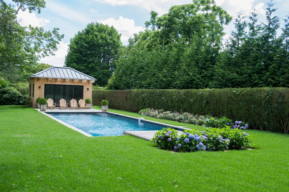 Perfect lawn and landscaping by The León Group, LLC - Photo 7