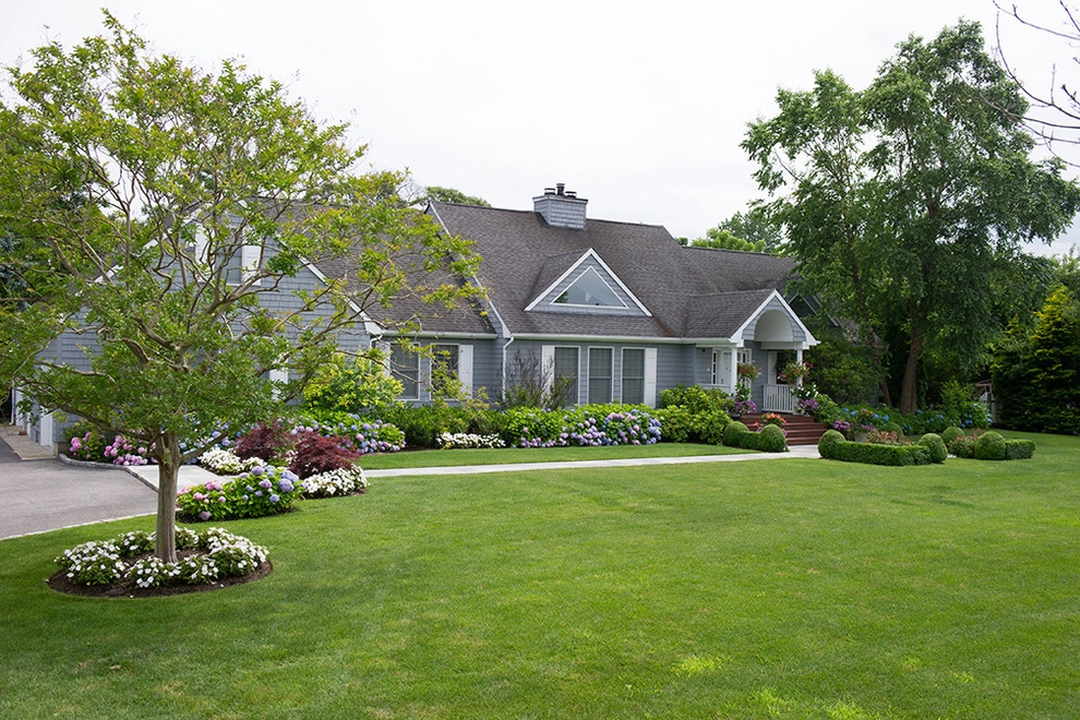 Landscaping and planting by The León Group, LLC - Photo 8