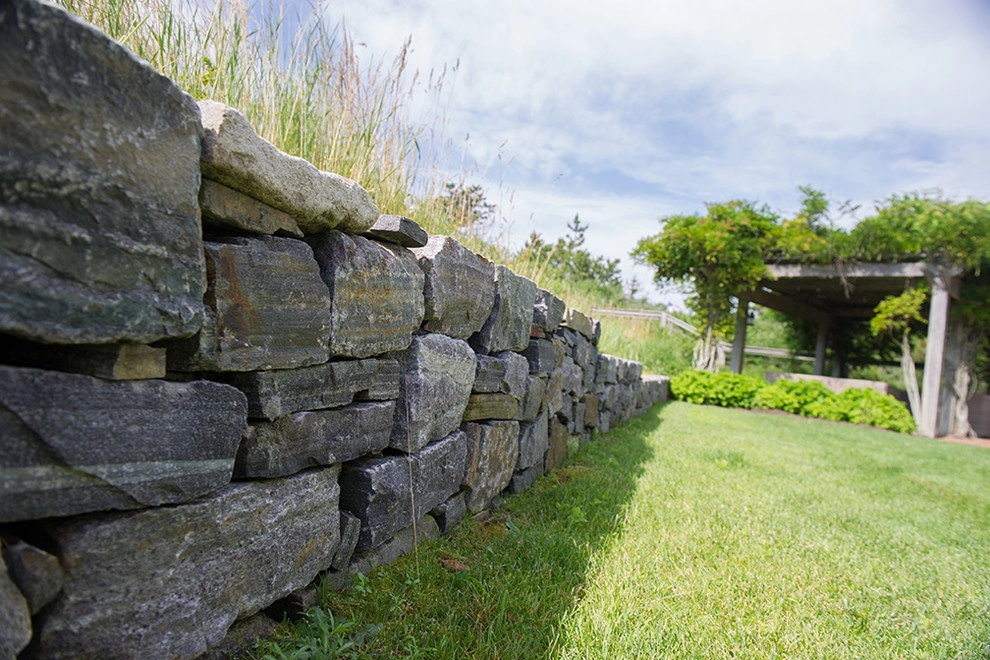Garden and Landscaping by The León Group, LLC - Photo 7