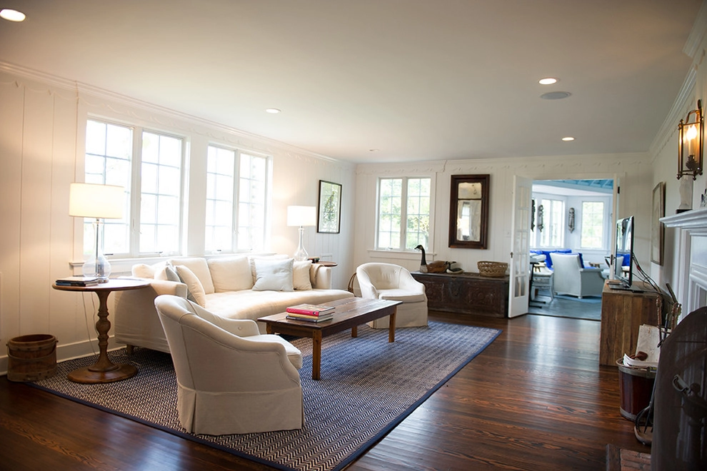 Interior Living Space by The León Group, LLC - Photo 11