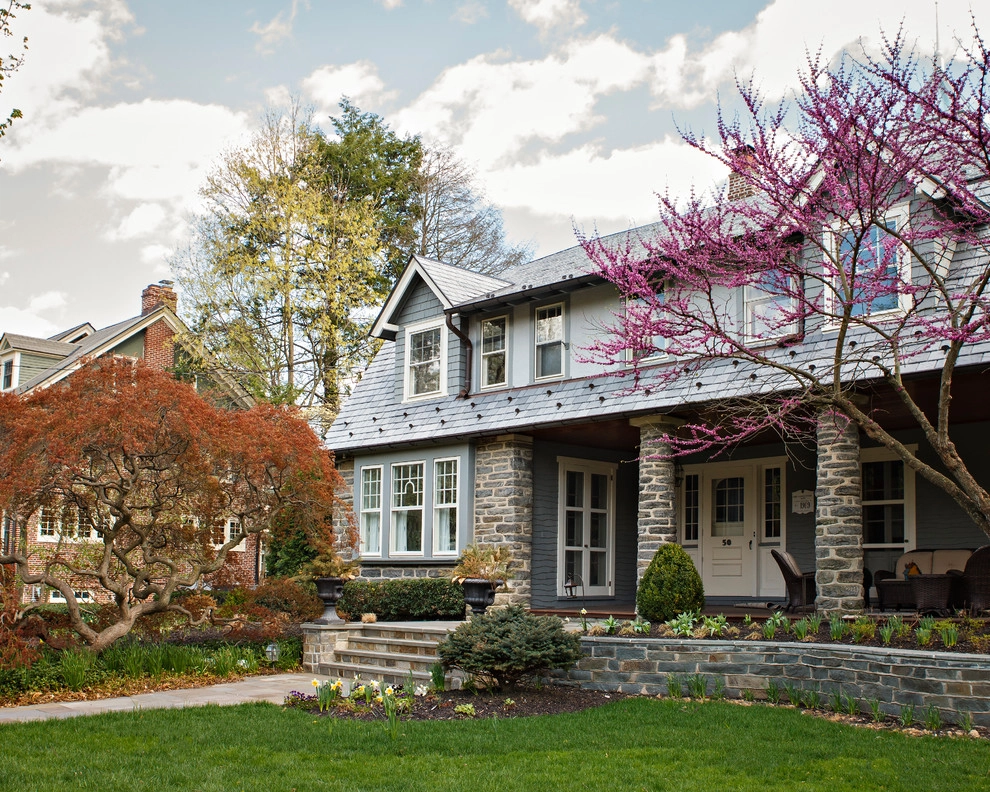 Moorestown Entryway by Beechwood Landscape Architecture And Construction - Photo 3