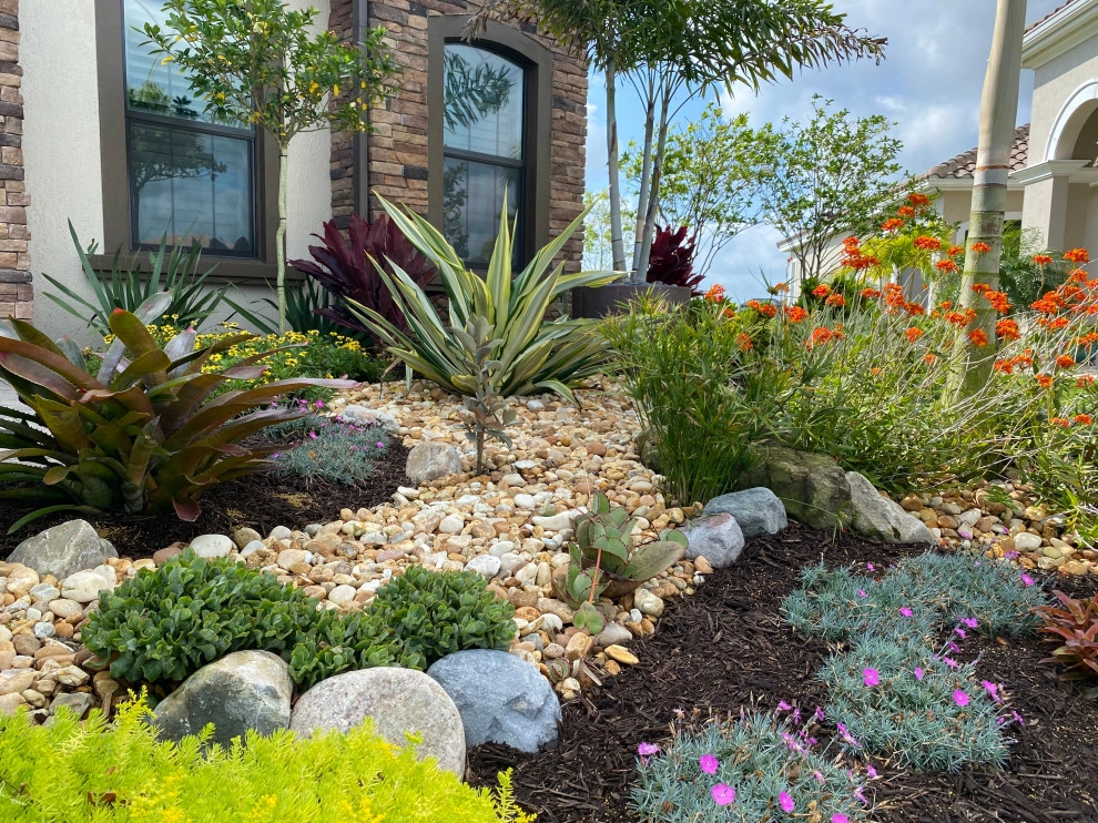 Kerrington Landscape Design by The Master's Touch Landscape And Design - Photo 14