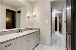 30 Knipp, Houston, TX - Bespoke Home by Darrin Harvey Designs - Photo 9