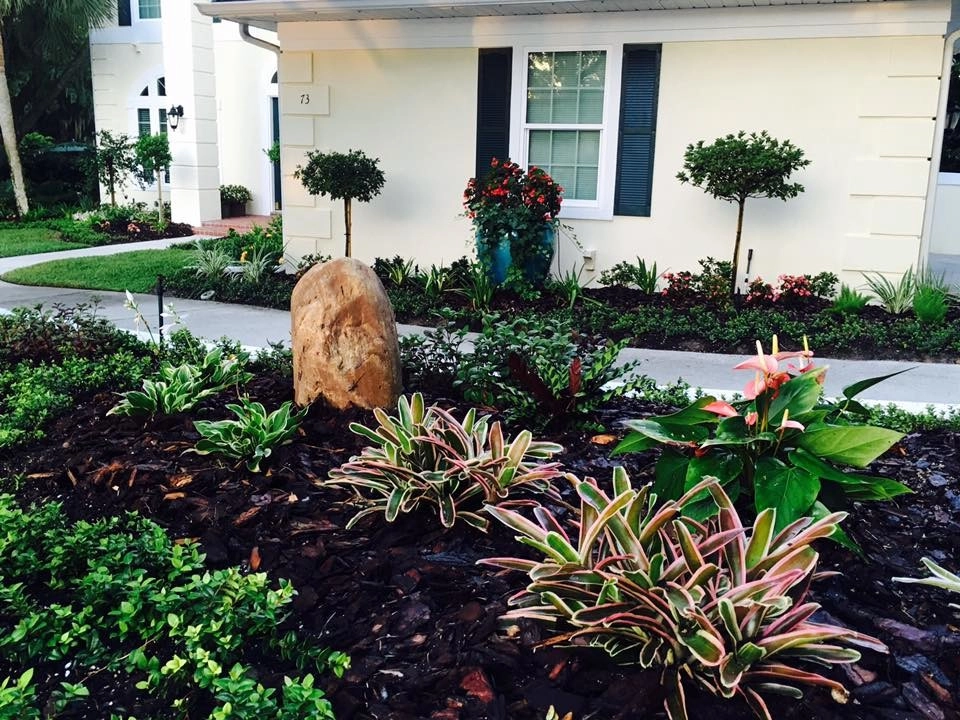 River Ridge by The Master's Touch Landscape And Design - Photo 2