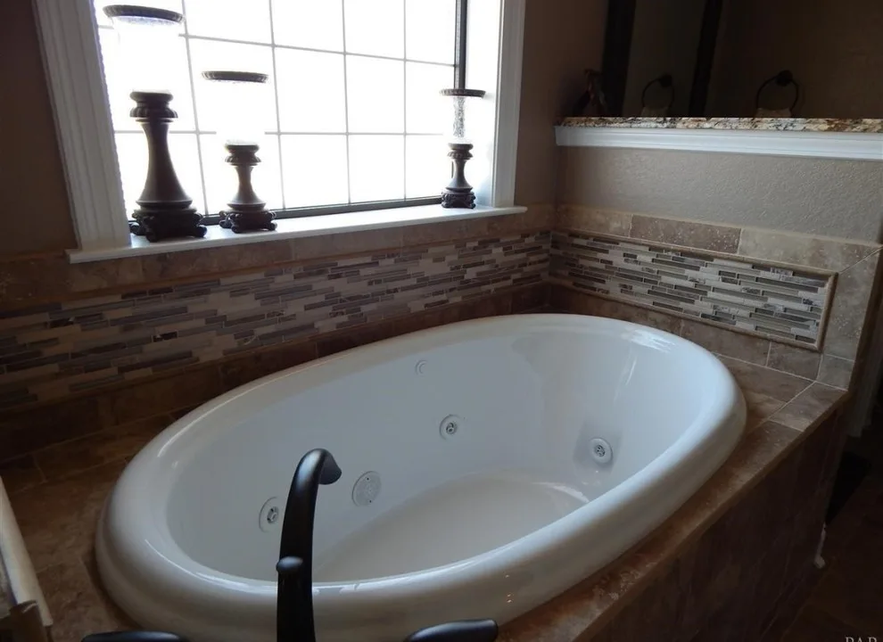 Finished Interiors by R Squared Construction by Good Foundations Inc - Photo 7
