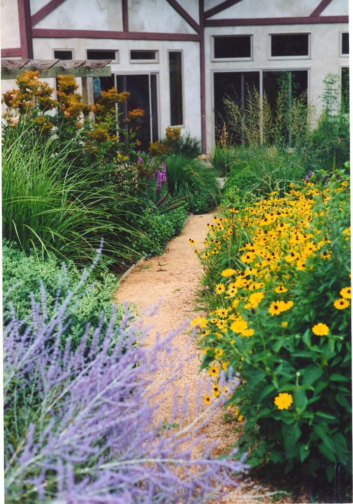 The Natural Garden - Photo 10